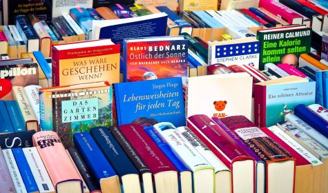 Bücherflohmarkt